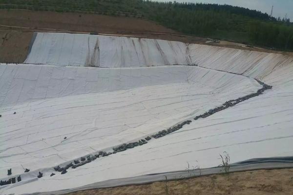 草皮覆盖土工布的优点  第3张
